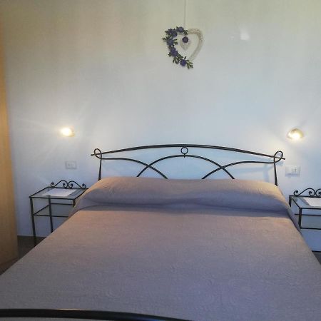 Il Lago Del Mugello B&B Barberino di Mugello Exteriör bild