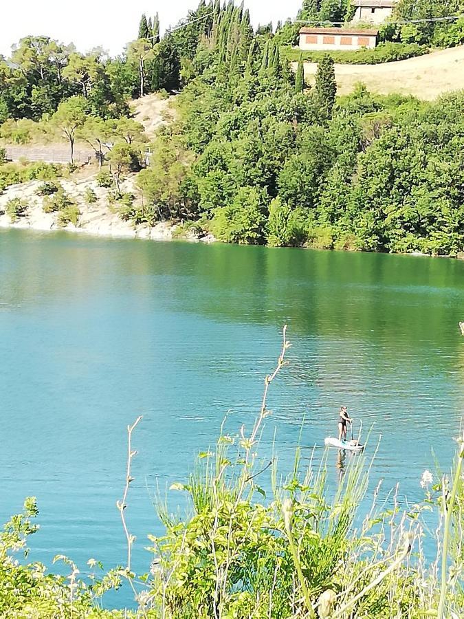 Il Lago Del Mugello B&B Barberino di Mugello Exteriör bild